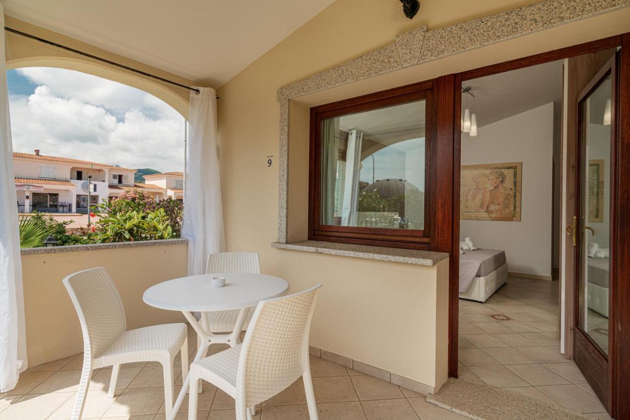 Rooms Tavolara Сан-Теодоро Екстер'єр фото